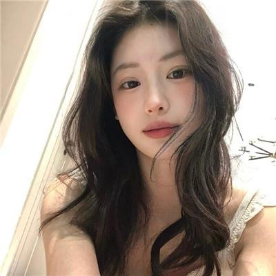 黄蜂女